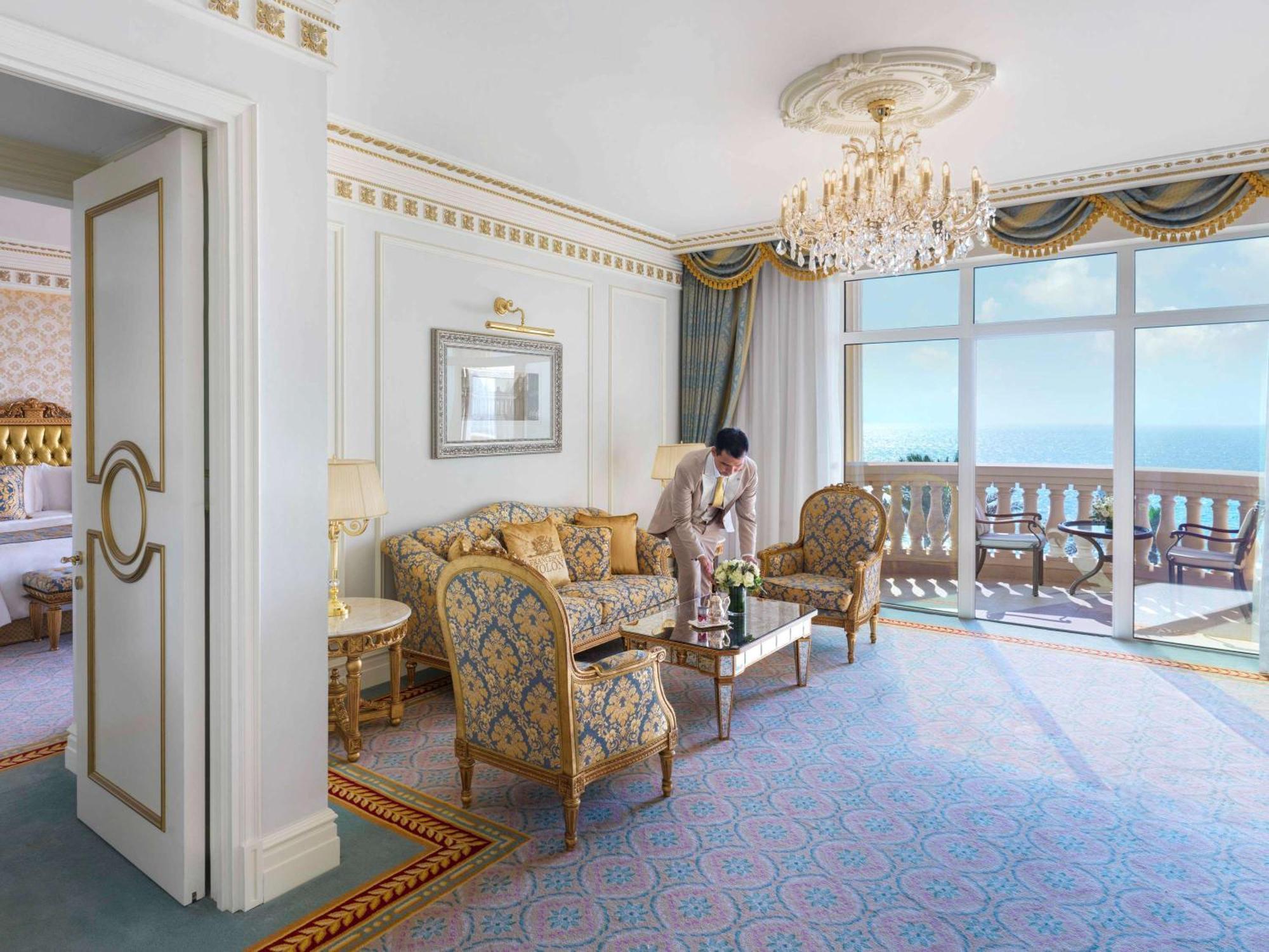 Raffles The Palm منتجع 5*