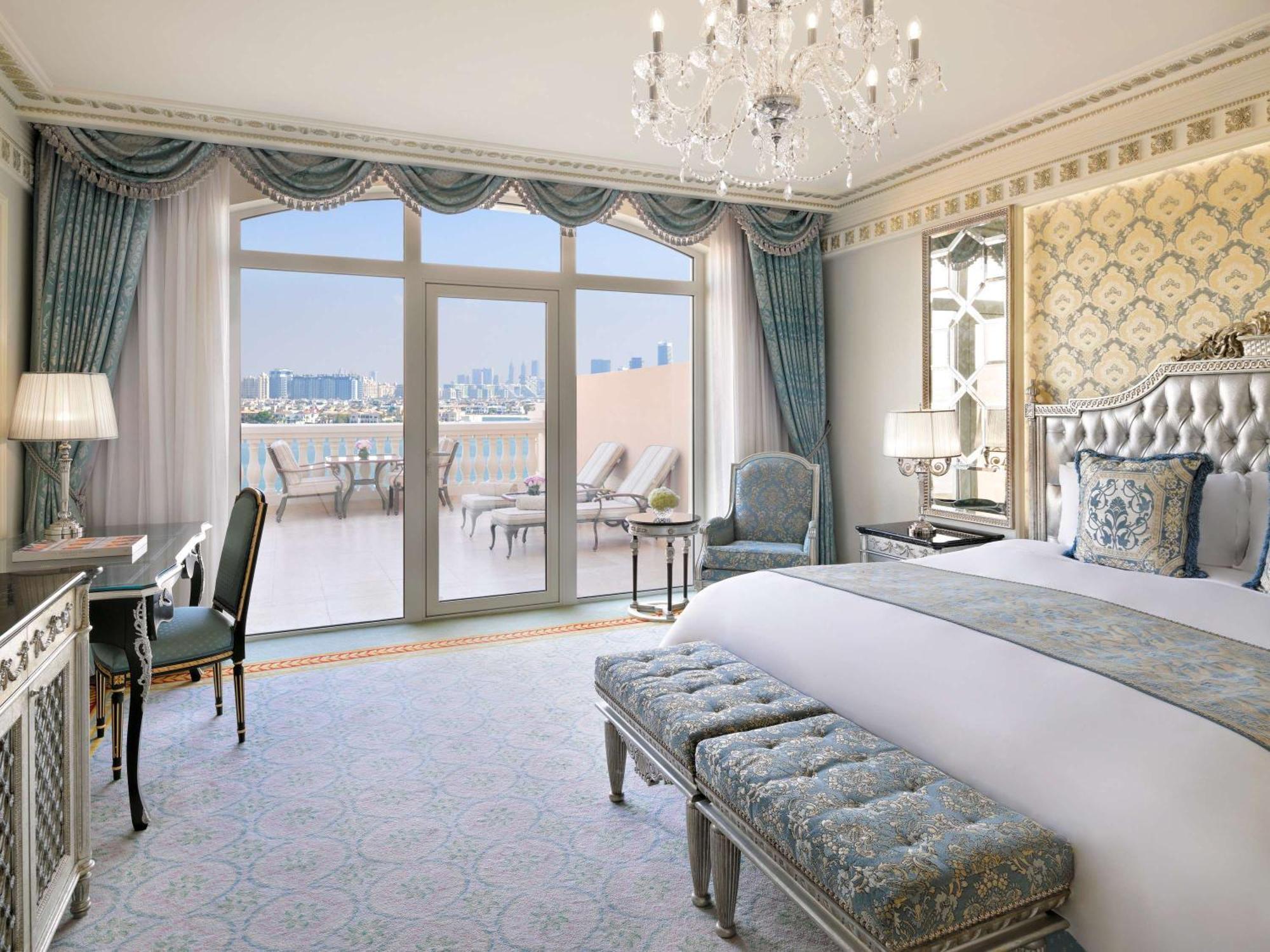Resort Raffles The Palm