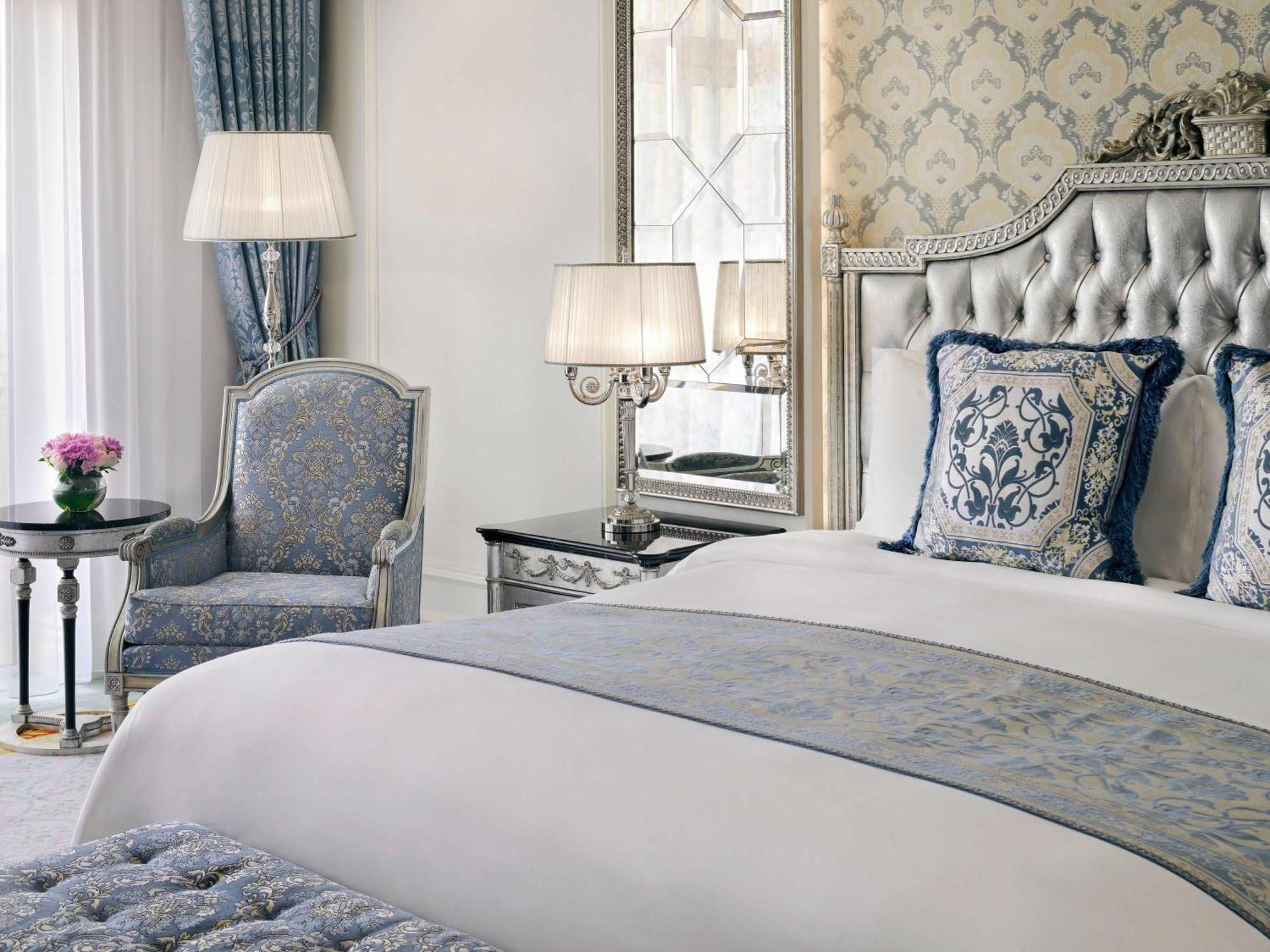 Raffles The Palm 5*