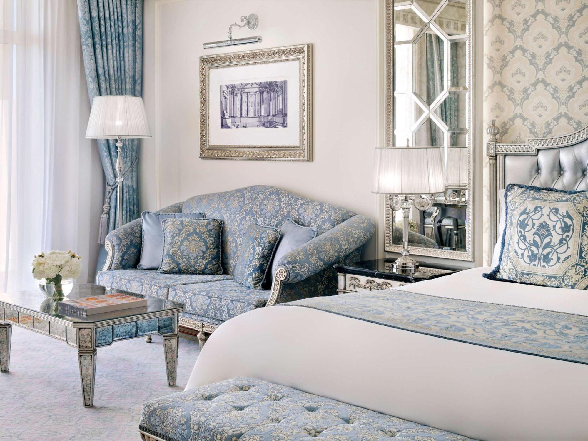 Resort Raffles The Palm 5*